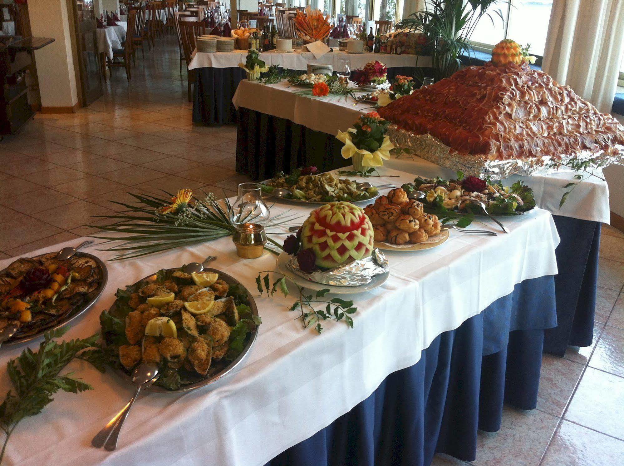 Hotel Dirce 4*